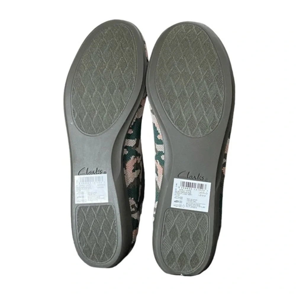 Clarks Cloudstepper Olive Camo Carly Hope Flat‎